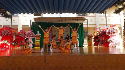 Trường Tiểu học Gia Lâm  Tưng Bừng Khai Giảng, Chào Mừng Năm Học Mới và Quốc Khánh 2/9